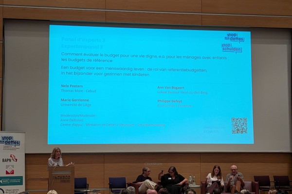 Colloque Stop aux dettes